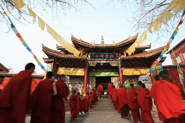 Zhiyun Monastery, Lijiang