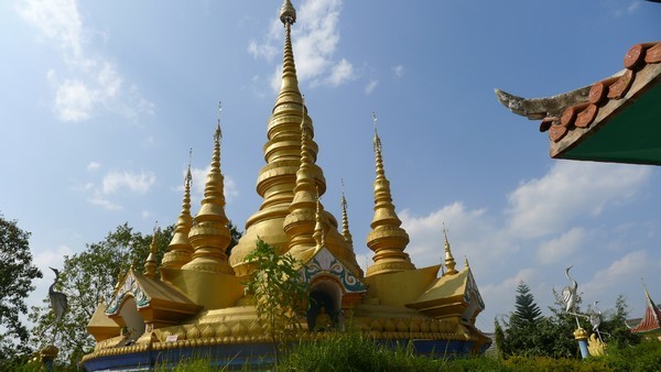 Menglian Golden Pagoda, Puer