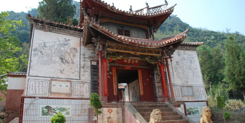 chinese name 南涧县白云古寺 english name baiyun temple in