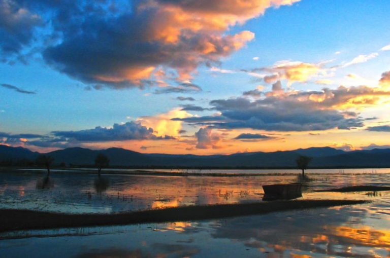 Lashihai Lake in Lijiang