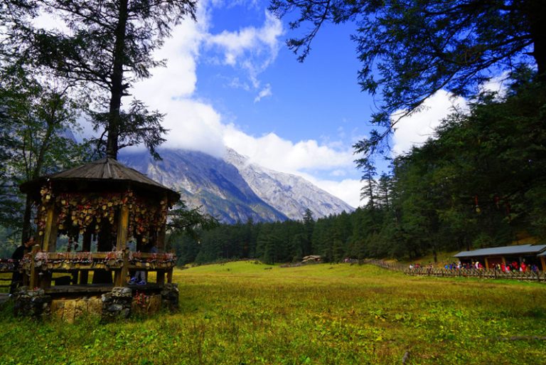 Spruce Meadow Cableway of Jade Dragon Snow Mountain, Lijiang