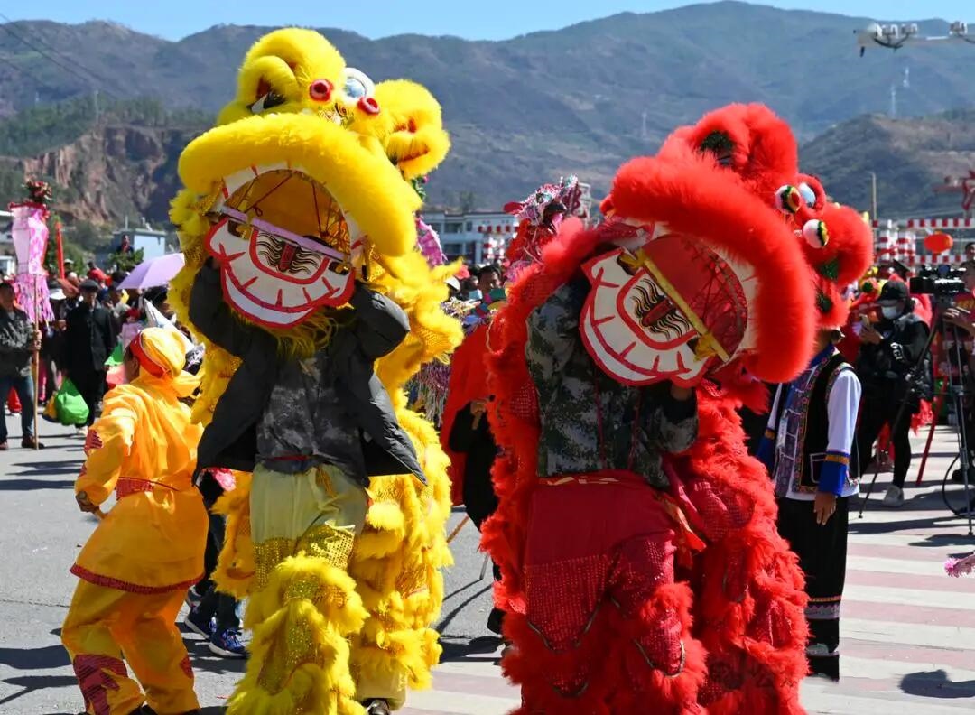 Dragon Lantern (Longdenghui) Festival of Yi Ethnic Minority in Nanjian County, Dali