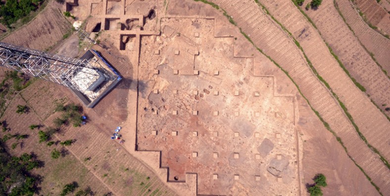 The Ancient Tombs of Jinlianshan and Xueshan Mountain in Chengjiang County, Yuxi