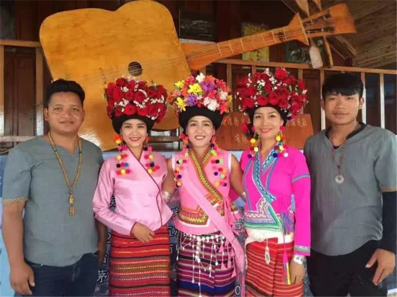 Guanmen (Closing Door) Festival of Bulang Ethnic Minority