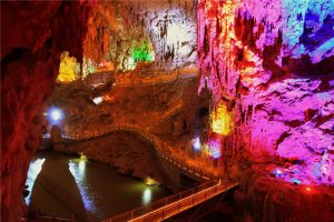 Jianshui Swallow Cave in Honghe