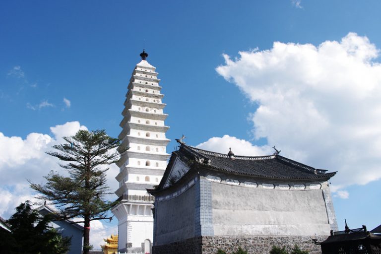 Lengyan Pagoda of Jizu Mountain in Binchuan County, Dali