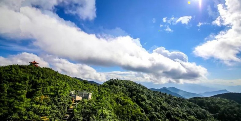 Lingbaoshan National Forest Park in Nanjian County, Dali