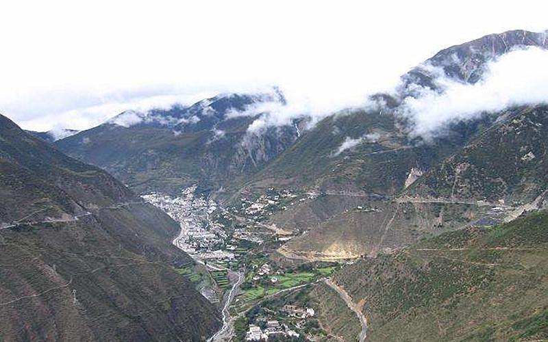 Shengping Town of Deqin County, Diqing