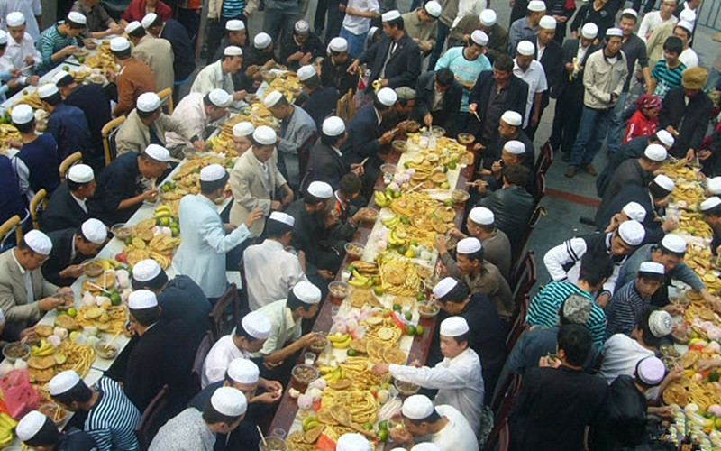 Festival of Fast-Breaking or Eid al-fitr of Hui Ethnic Minority