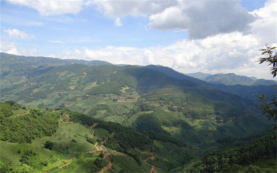 Pingzhang Town of Xinping County, Yuxi