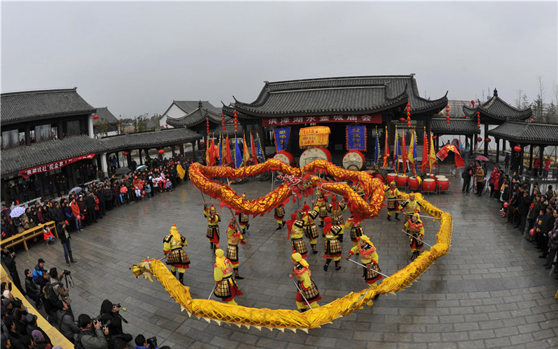 Tianzi Temple Fair in Heqing County, Dali