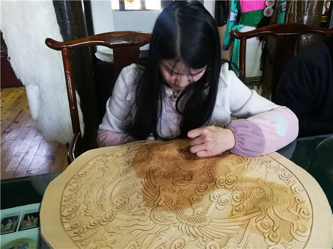 Artisan in Lijiang Ancient Town
