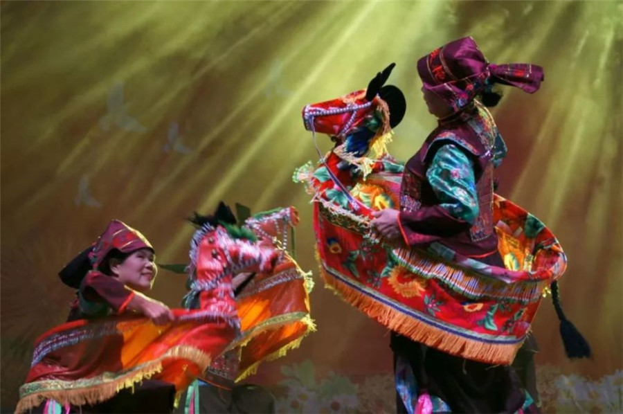 Ethnic Custom Travel Tips in China