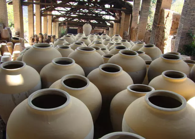 Purple Pottery Craftsmanship in Wanyao Village, Jianshui County