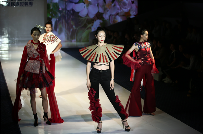 The 2019 Kunming Folk Fashion Week in Kunming