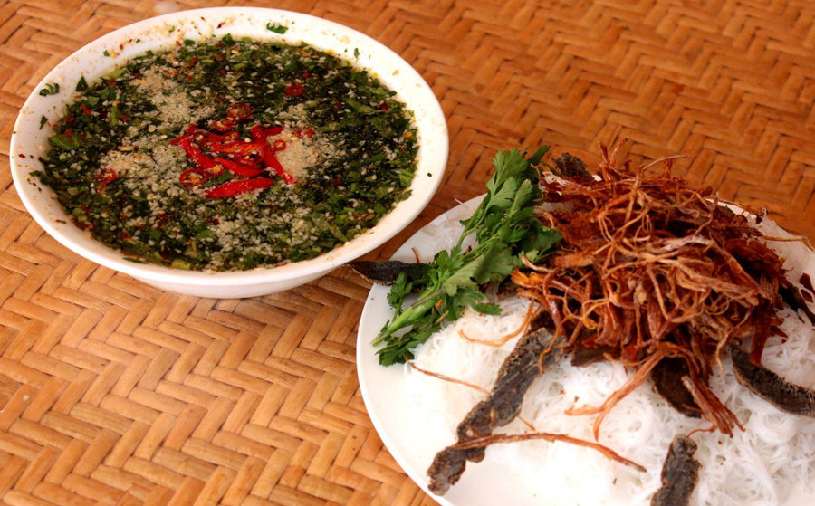 Sapie/Bovine Bile Soup of Dai Ethnic Group