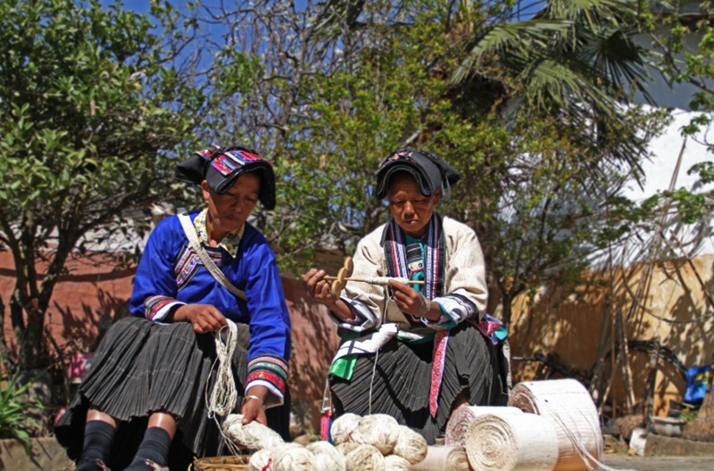 Costumes of Taliu Ethnic People