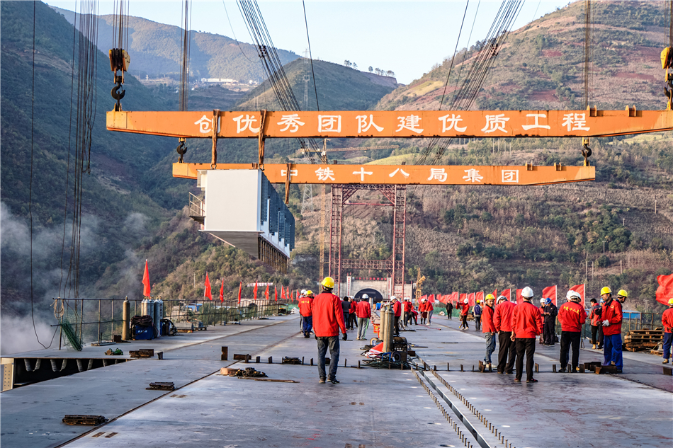 The construction site of Nujiang Arch Bridge of Dali-Ruili Railway in Yunnan Province