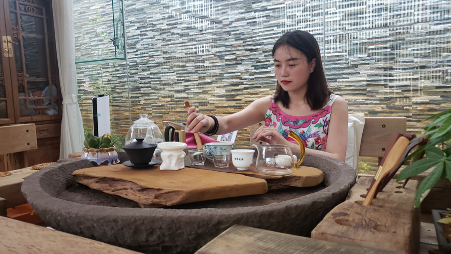 1 Days Kunming Puerh Tea Culture Tour (Tea making, Factories and ...