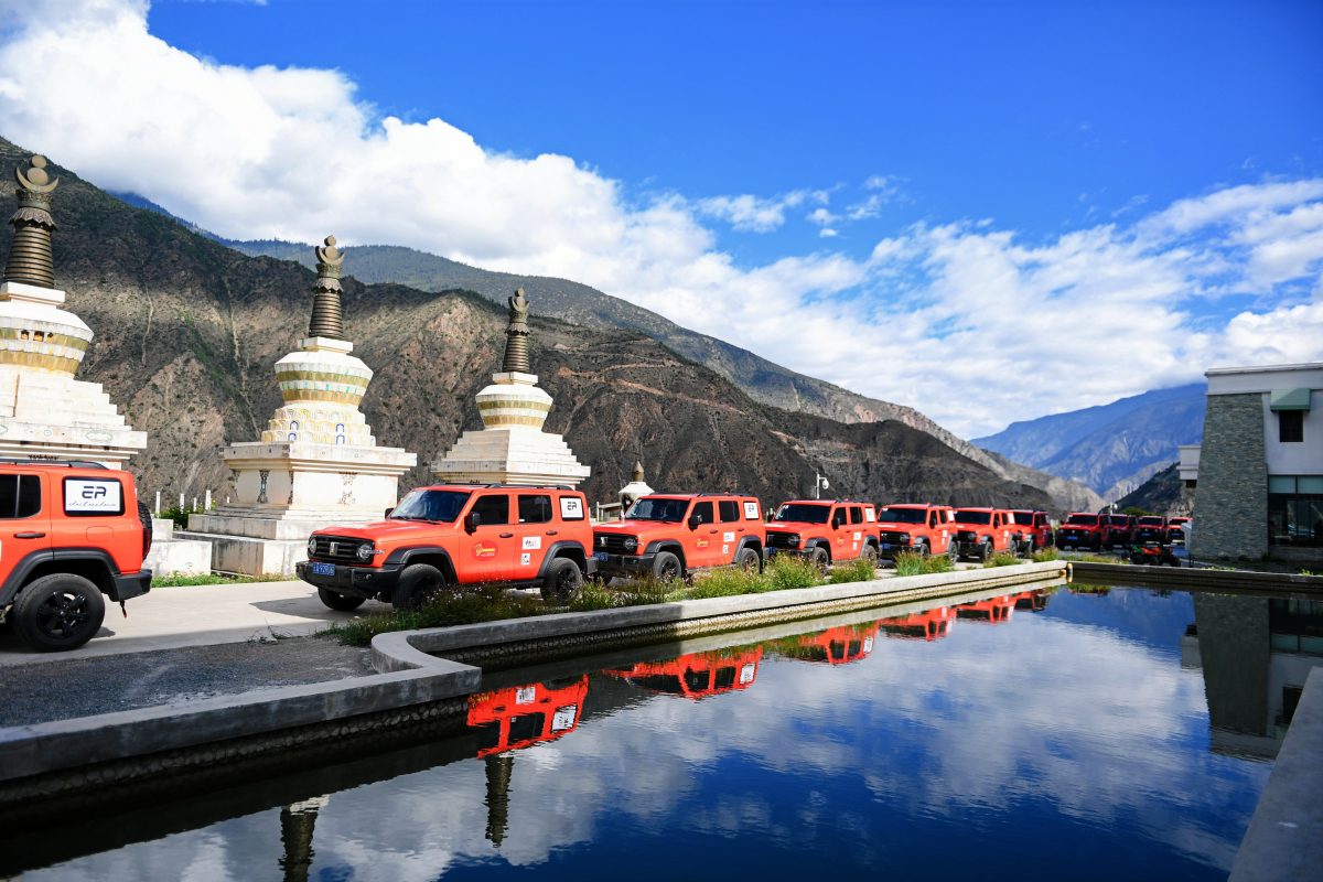 12 Days Yunnan Self Driving Tour to Three Parallel Rivers with Tank300 (Date:Nov 15th-26th)