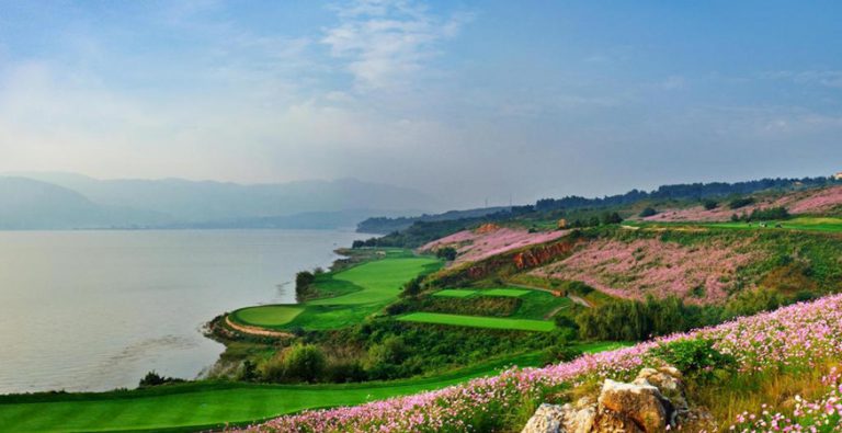 Kunming Spring City Golf & Lake Resort