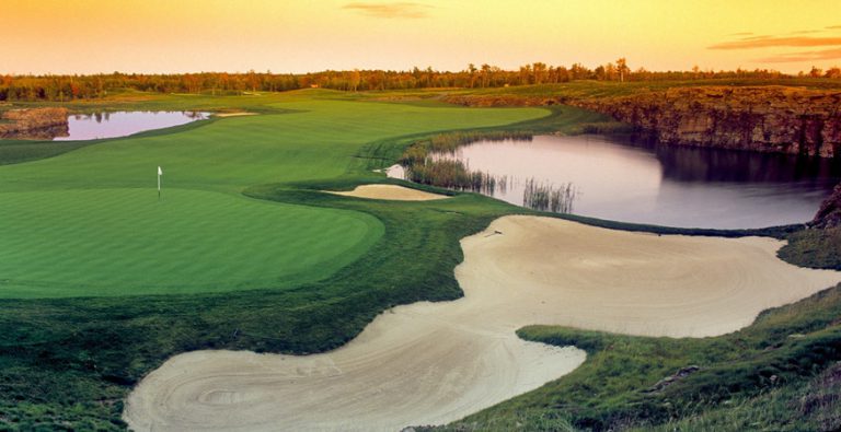 Kunming Spring City Golf & Lake Resort